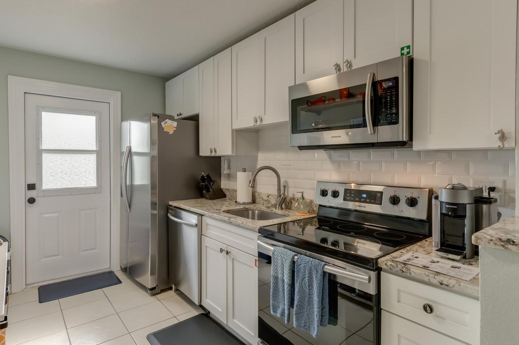 Tranquility Seahorse Suite - Oceanfront Paradise! Melbourne Beach Exterior photo